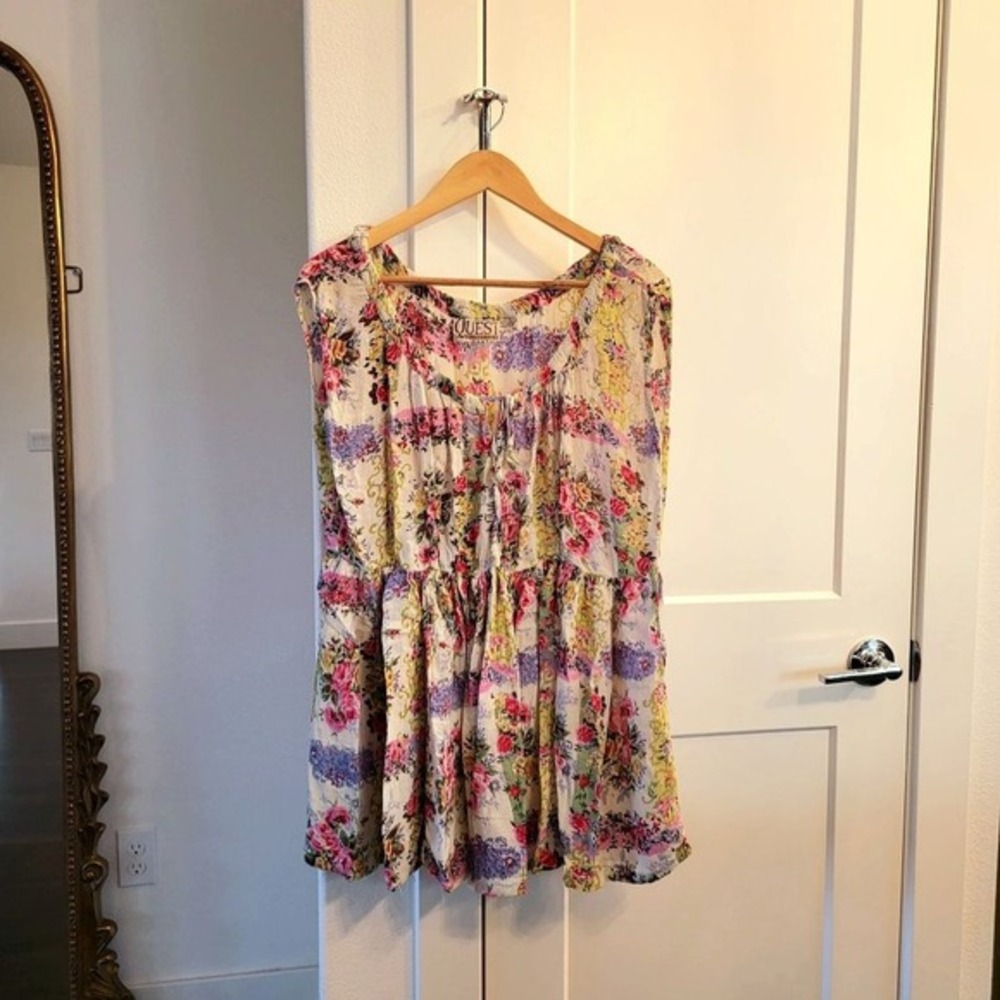 QUEST Pleated‎ Top Womens SMALL Baby Doll Floral Tank Stretch Ruffle Boho